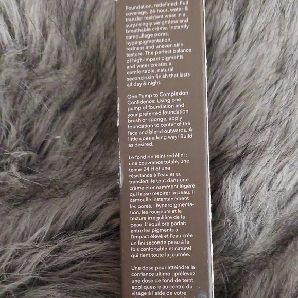 NEW BECCA ☆ ULTIMATE COVERAGE 24 HOUR FOUNDATION Cardamon 5W3